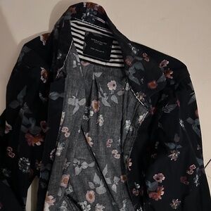 Men’s floral, black button down